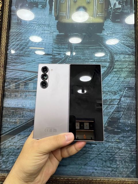Samsung Galaxy Z Fold 6 Silver Shadow 256GB/12GB — Bakı