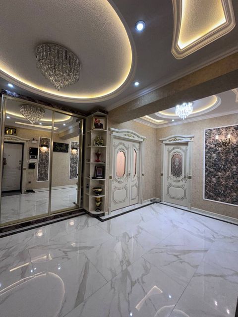 Satılır 3 otaqlı yeni tikili 110 m² — Bakı