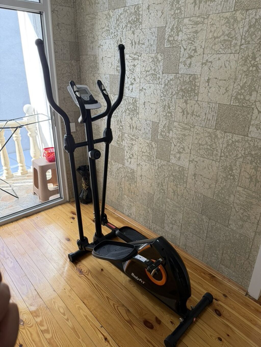 BodyFit ellipsovoy trenažor - Növ: Elliptik (kross-trener) - Rəng — Digər simulyatorlar, Xırdalan