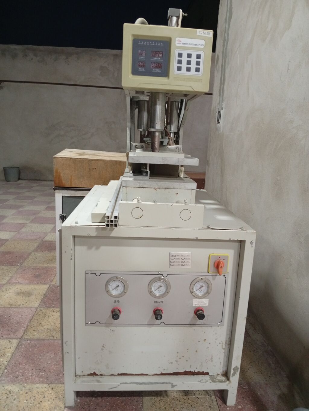Alüminium/PVC profil emalı üçün avadanlıq dəsti Tərkib: - Künc — Stanoklar, Bakı (2)