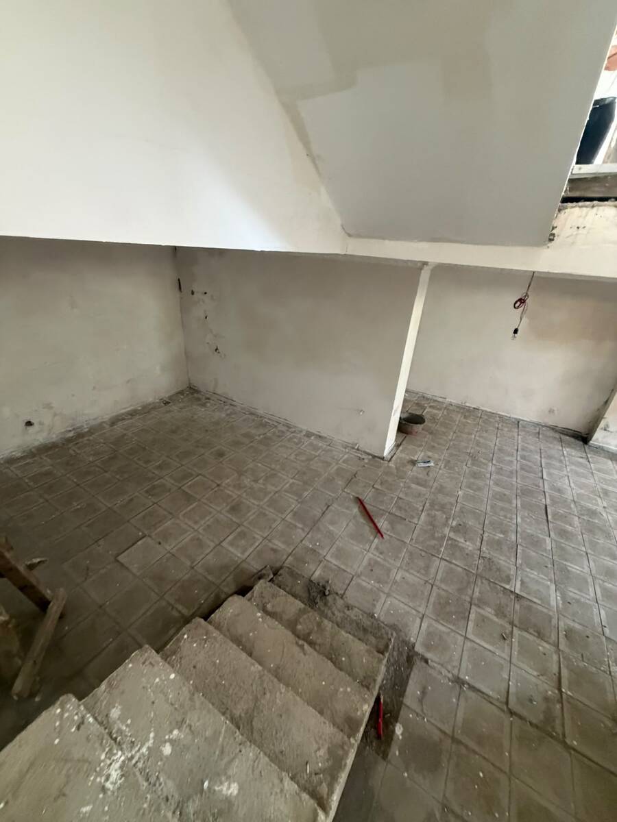 Satılır 4 otaqlı həyət evi/bağ evi 200 m² — Ev, villa, Bakı (10)