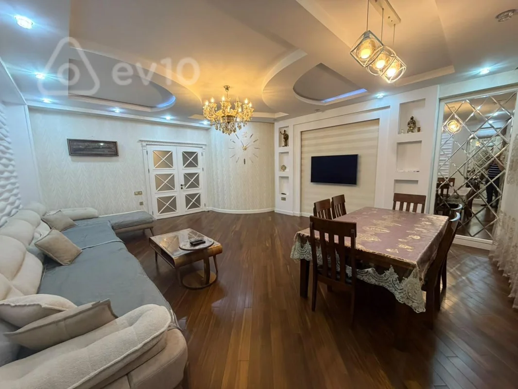 4 otaqlı mənzil, 200 m², Xocalı prospekti — kirayə — Bakı