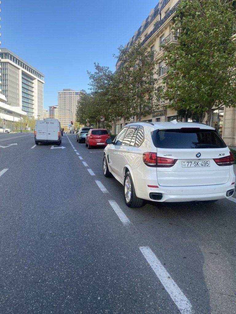 BMW X5, 2.0 L, 9.2 kWh, 2016 il, 151 000 km 77-SK-495 — Avtomobillər, Bakı (8)