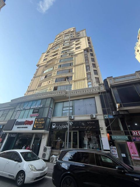 İcarəyə verilir 3 otaqlı yeni tikili 130 m² — Bakı