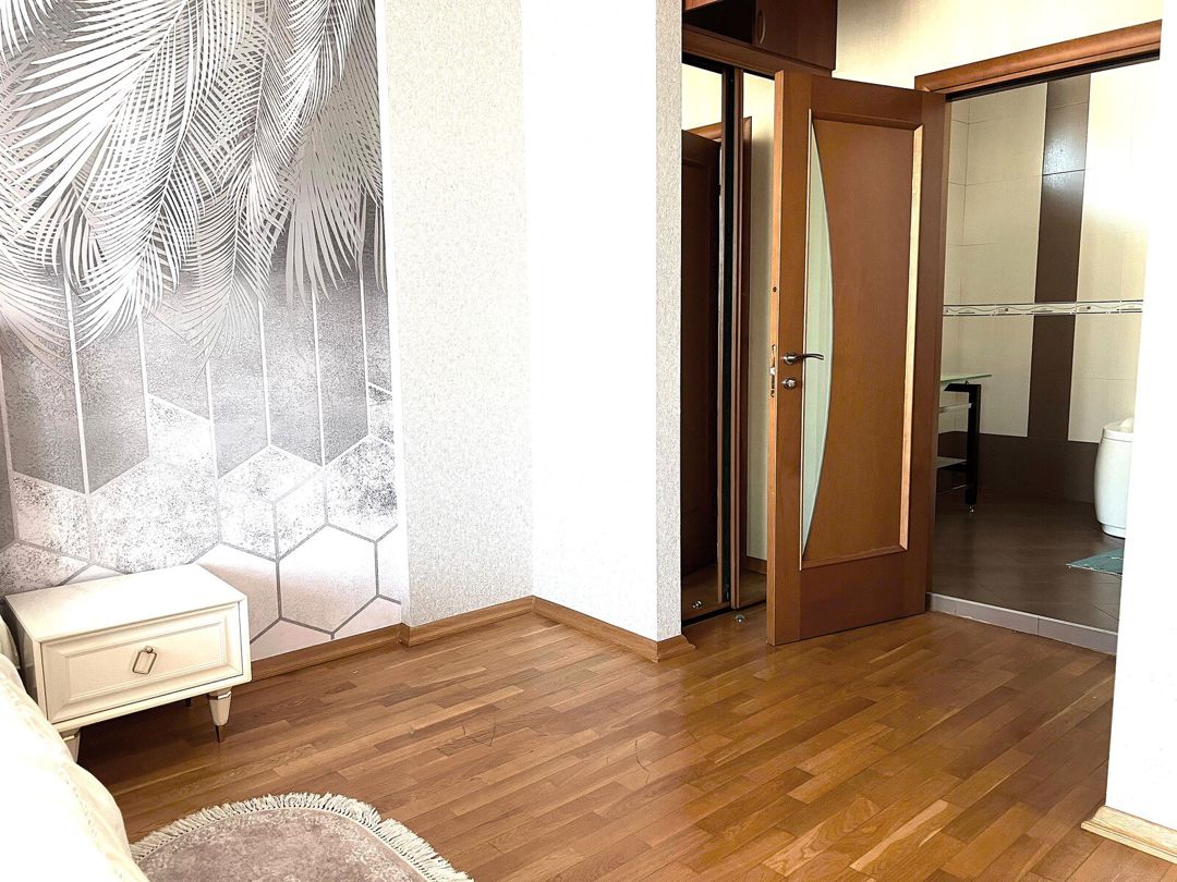 İcarəyə verilir 3 otaqlı yeni tikili 190 m² — Mənzil, Bakı (7)