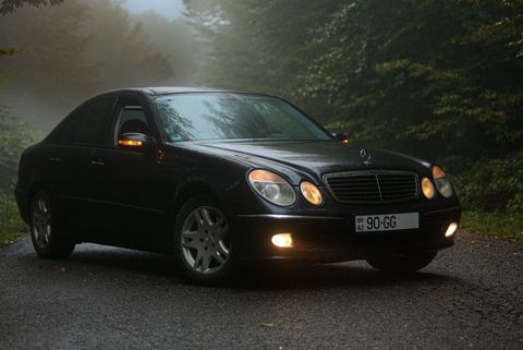 Mercedes E 240, 2.6 L, 2004 il, 179 400 km — Quba