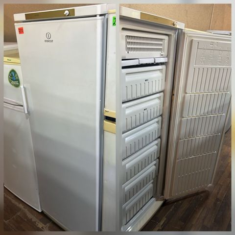 Indesit dondurucu – şaquli tip - Marka/model: Indesit (şaquli — Digah