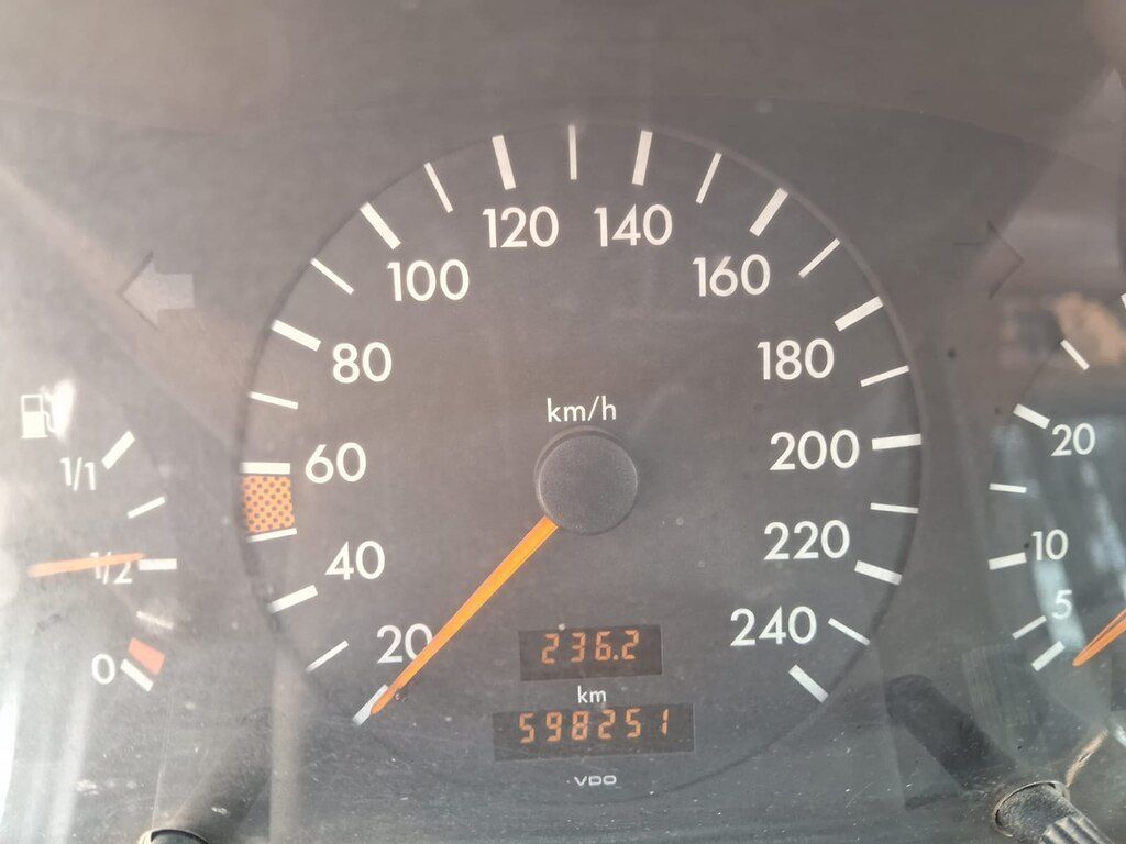 Mercedes C 180, 1.8 L, 1994 il, 598 521 km 44-CL-702 — Avtomobillər, Bakı (2)
