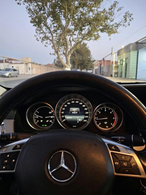 Mercedes E 220, 2.1 L, 2015 il, 492 000 km — Avtomobillər, Bakı (6)