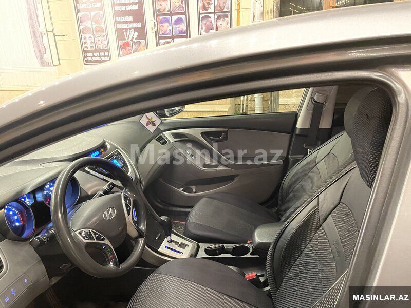 Hyundai Elantra, 2012 il 90-DL-079 — Minik avtomobili icarəsi, Bakı (3)