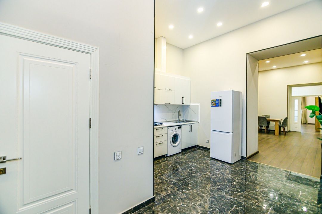 İcarəyə verilir 2 otaqlı köhnə tikili 64 m² — Mənzil, Bakı (6)