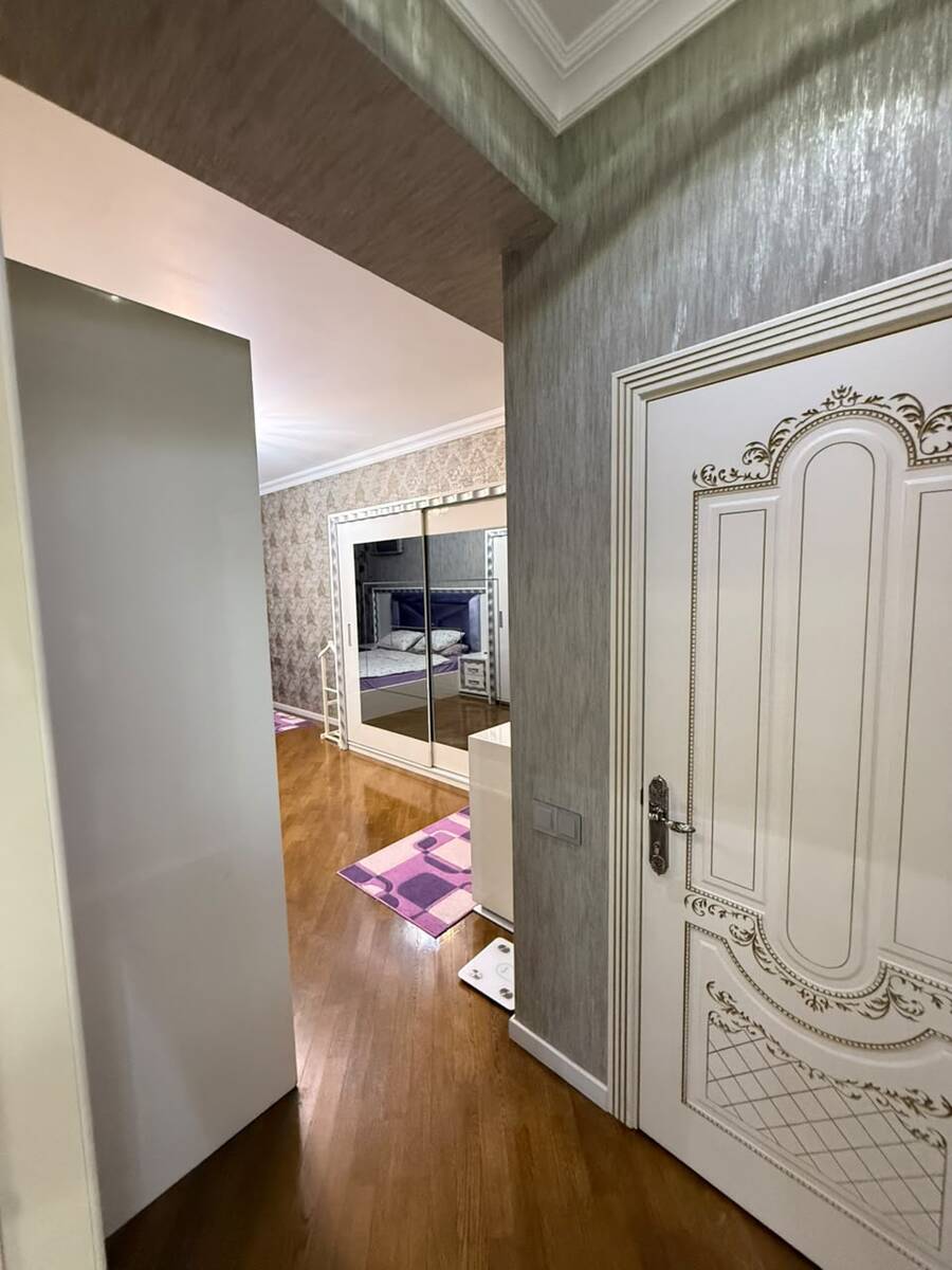 Satılır 5 otaqlı yeni tikili 240 m² — Mənzil, Bakı (11)