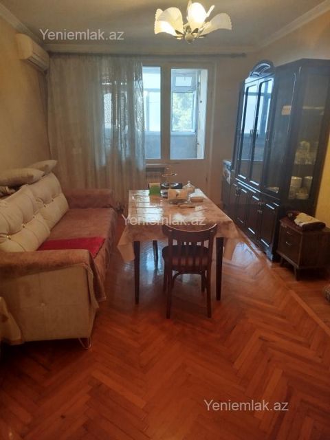 Satılır 2 otaqlı Bina evi menzil (Köhnə tikili), 47 m², 5-ci mikrorayon — Sumqayıt