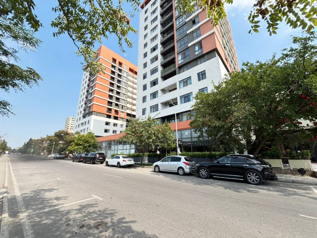 Satılır 2 otaqlı yeni tikili 70 m² — Mənzil, Bakı