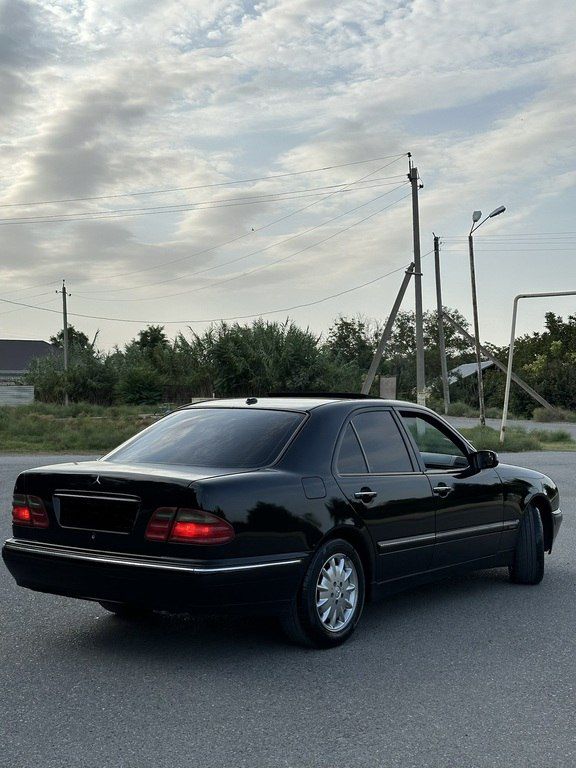 Mercedes E 270, 2.7 L, 2001 il, 285 000 km — Avtomobillər, Yevlax (4)