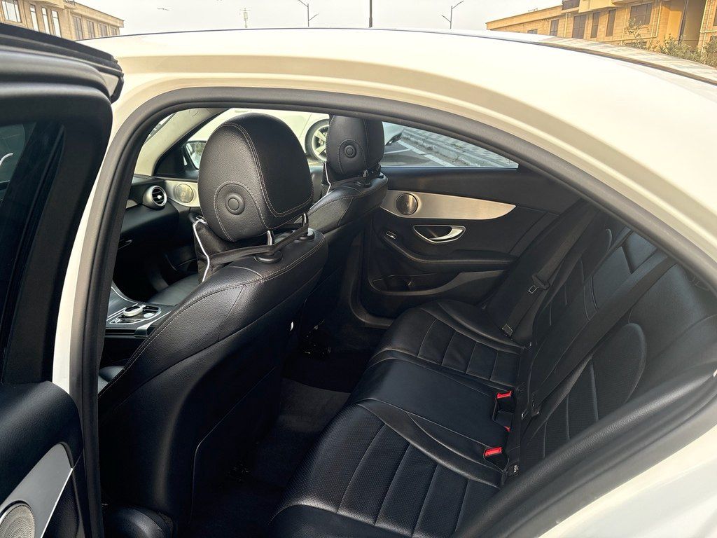 Mercedes C 300, 2.0 L, 2019 il, 115 000 km 77-NE-709 — Avtomobillər, Sumqayıt (11)