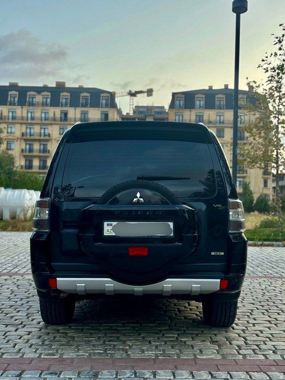 Mitsubishi Pajero, 3.5 L, 2009 il, 171 000 km — Avtomobillər, Bakı (5)