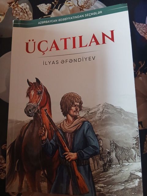 Sadəcə 2 həftə öncə alınıb Kitab: Üçatılan Müəllif: İlyas Əfəndiyev — Gəncə