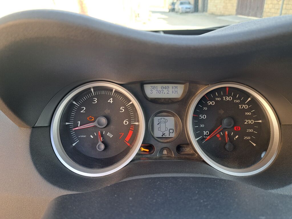 Renault Megane: 1.6 l 2007 il 301000 km Universal 99-RP-946 — Avtomobillər, Bakı (4)