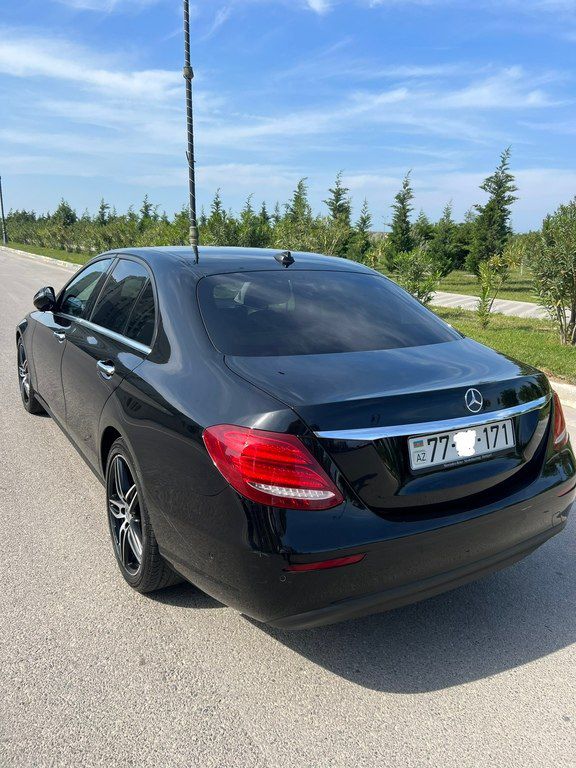 Mercedes E 220 d, 2.0 L, 2018 il, 275 000 km — Avtomobillər, Bakı (9)