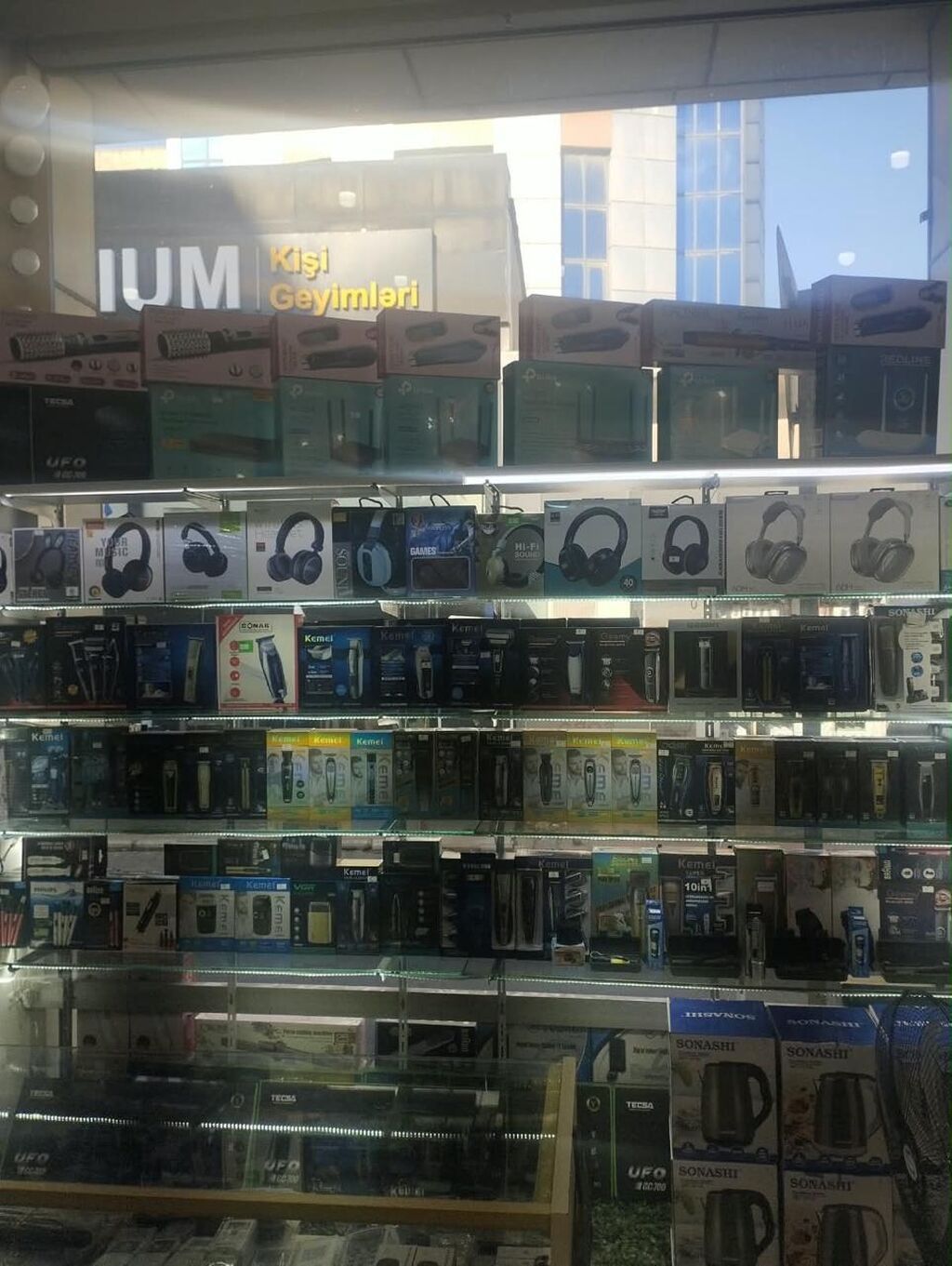 Əhmətli metrosun yaxınlıqı kinoteatır tərəfə Ukranski kruqa yaxın — Əmlak, Bakı (2)