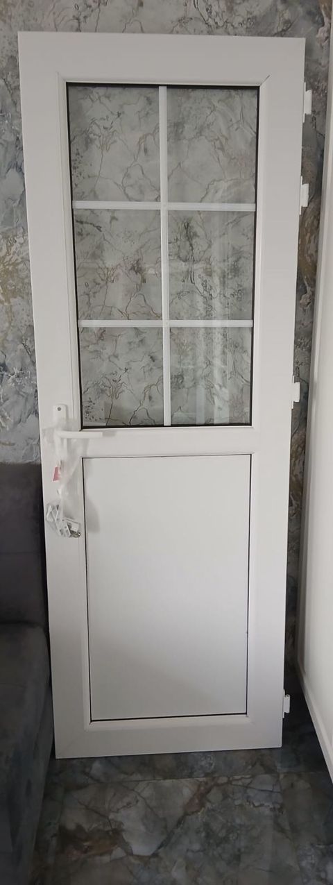 Ağ rəngli PVC balkon/qapı sistemi - Material: möhkəm PVC profil — Sumqayıt