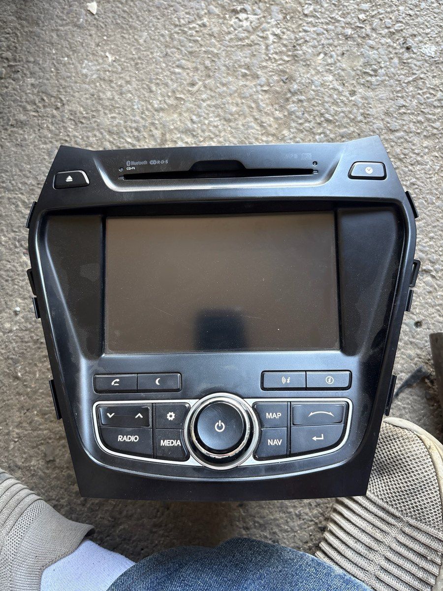 Hyundai Santa Fe 2012-2016 monitoru — Ehtiyat hissələri və aksesuarlar, Bakı