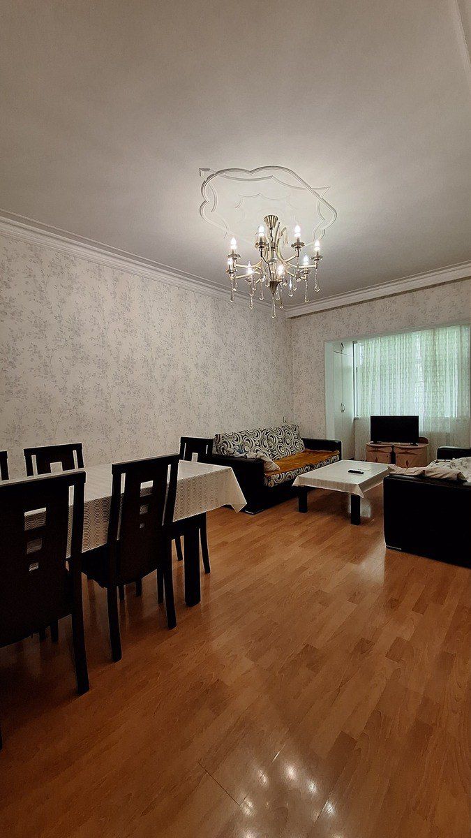 Satılır 3 otaqlı köhnə tikili 90 m² — Mənzil, Bakı