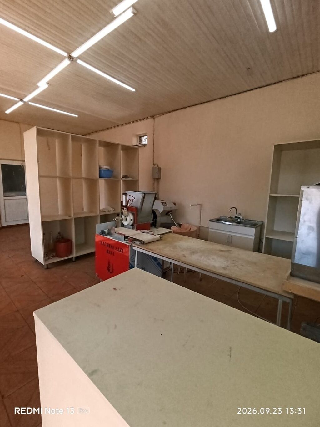 Sumqayit seherinde 21ci mkr-da yerlesen sahesi 90m² olan hazir lavas — Əmlak, Sumqayıt (3)