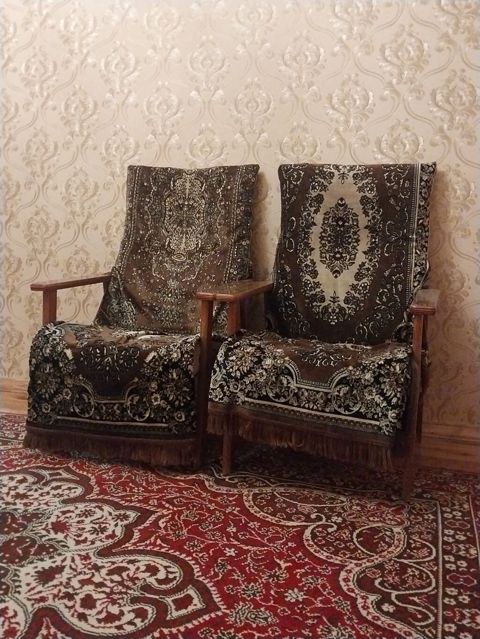 Taxta karkaslı iki ədəd kreslo dəsti - Material: möhkəm ağac karkas — Masazır