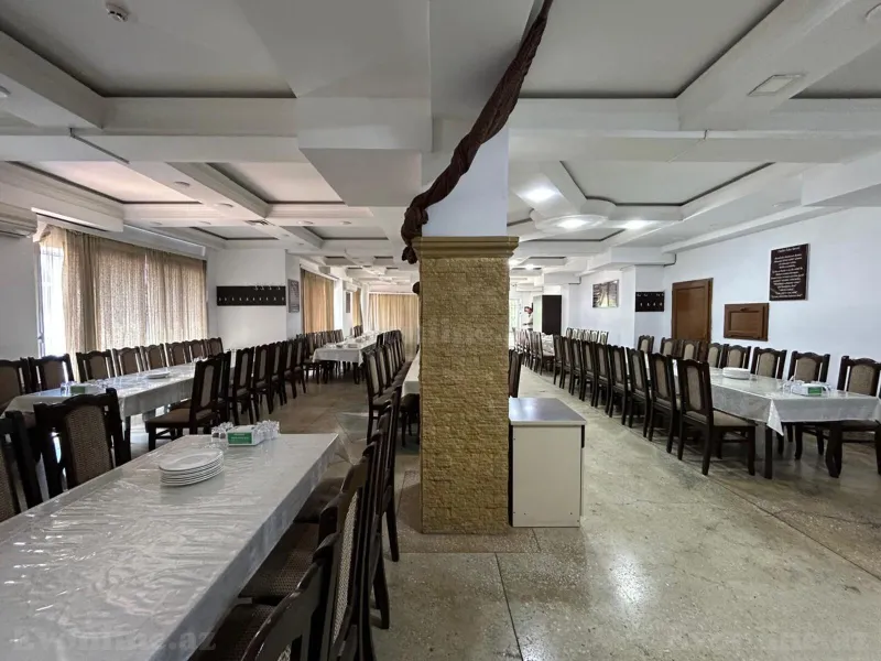 Satılır Obyekt 380 m² Bakı, Yasamal r., İnşaatçılar m — Bakı