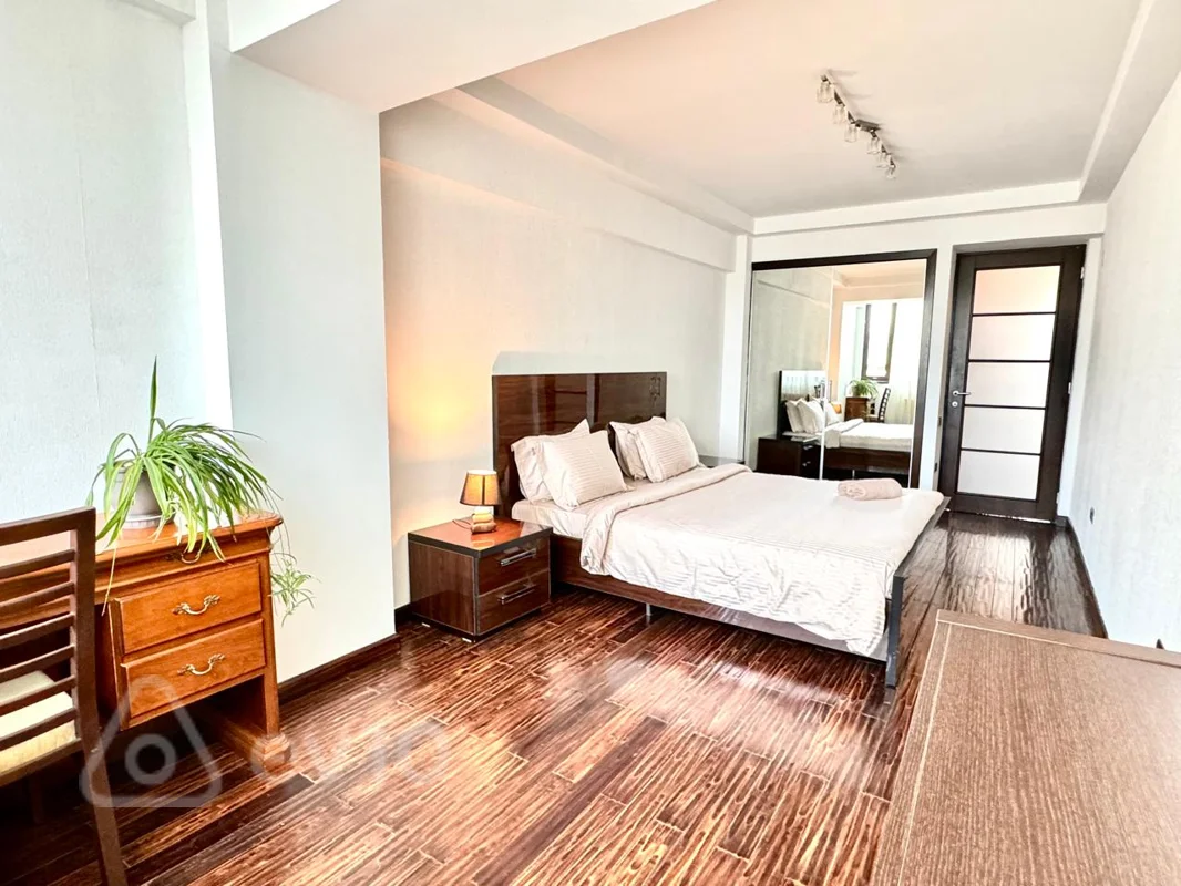 3 otaqlı mənzil, 125 m², Üzeyir Hacıbəyli küçəsi — Mənzil, Bakı (4)