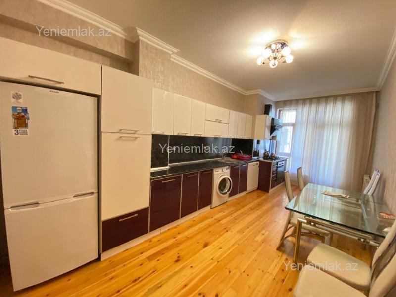 Kirayə 4 otaqlı Bina evi menzil (Yeni tikili), 200 m², Yasamal rayonu — Mənzil, Bakı (11)