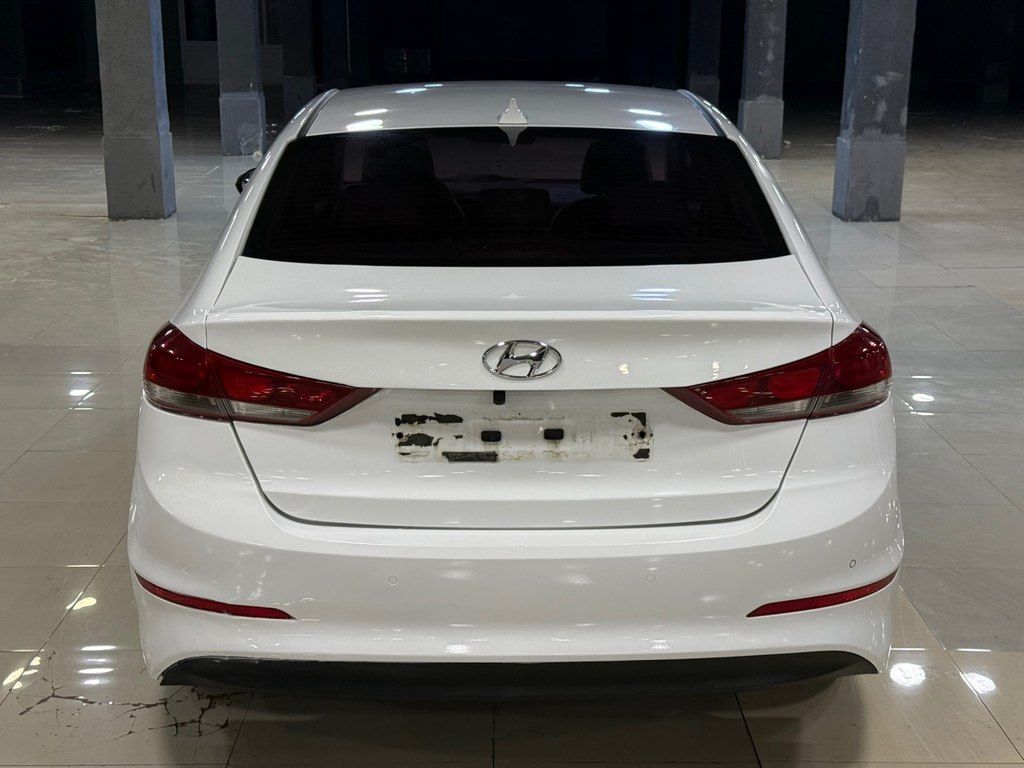 Hyundai Elantra, 1.6 L, 2017 il, 260 000 km — Avtomobillər, Bakı (4)