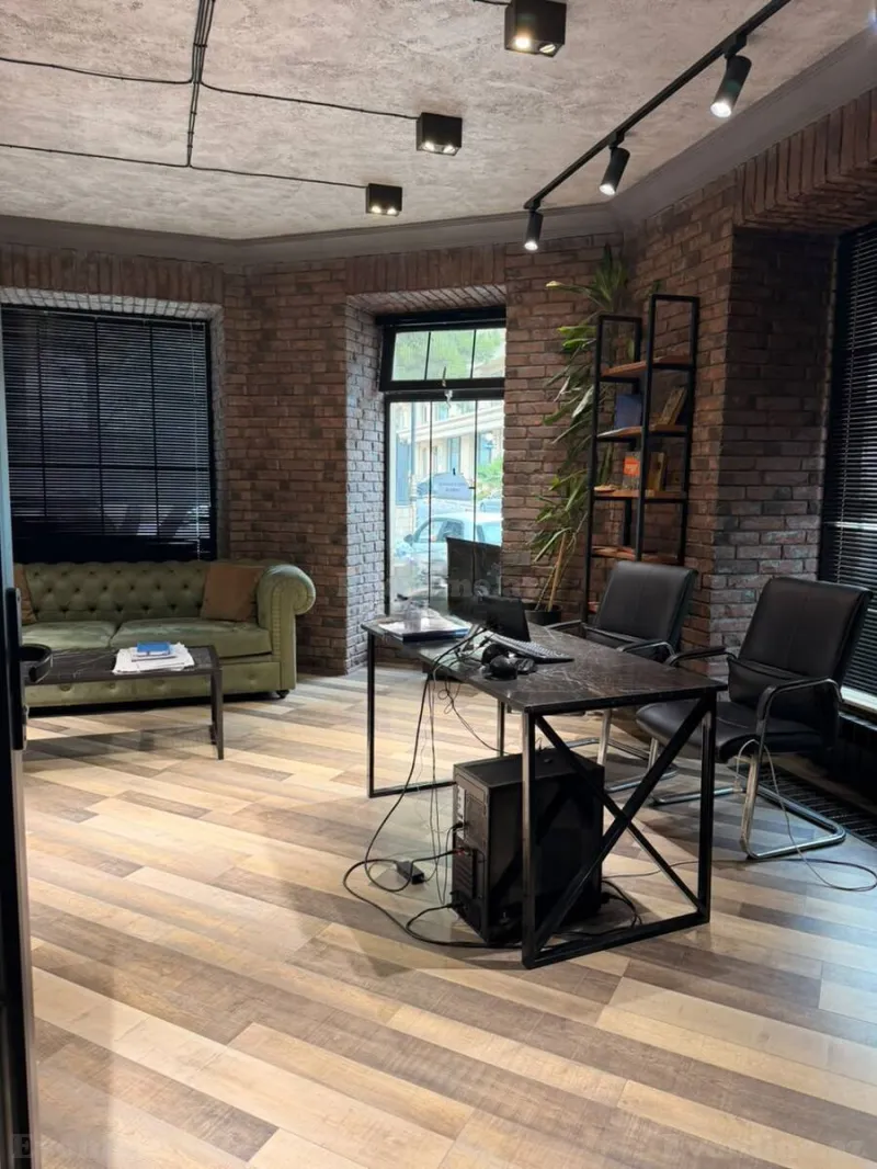 Kirayə verilir Obyekt 103 m² Bakı, Nəsimi r., Nizami m — Bakı