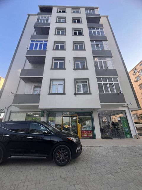 İcarəyə verilir obyekt 47 m² — Bakı