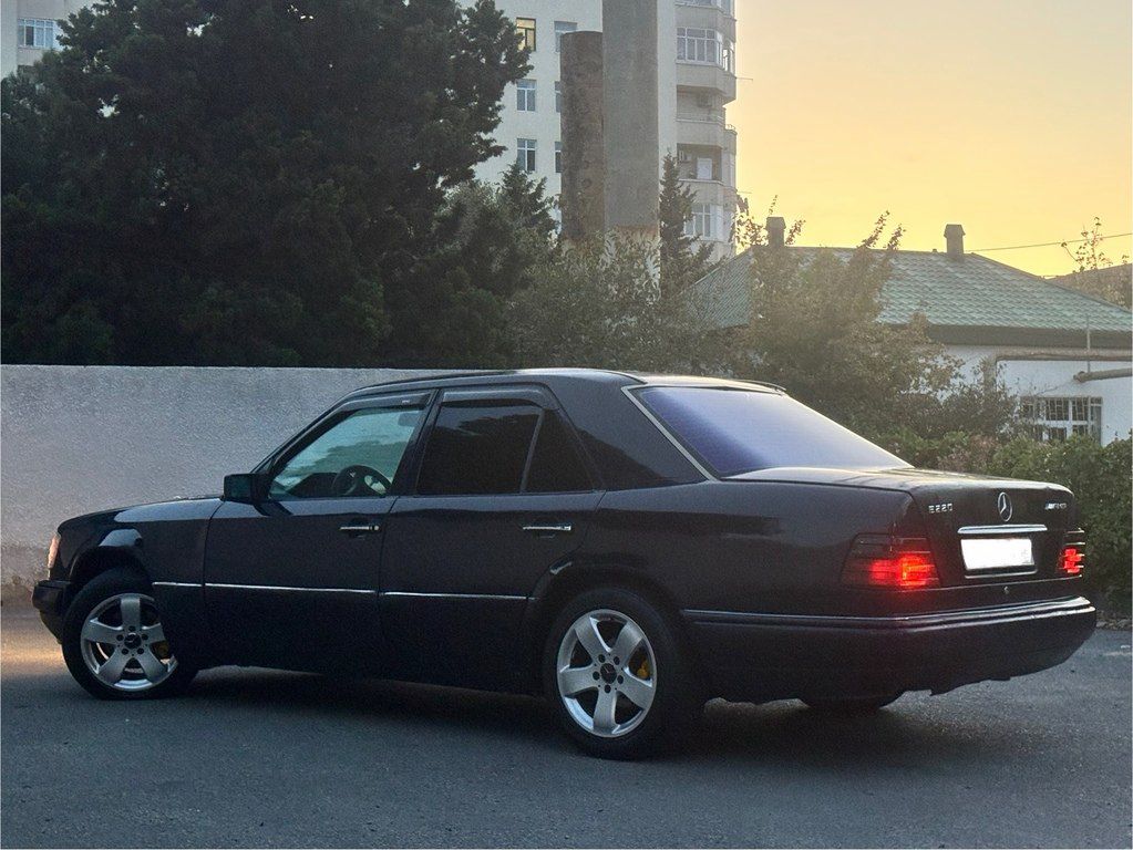 Mercedes 220 E, 2.2 L, 1995 il, 325 000 km — Avtomobillər, Bakı (4)