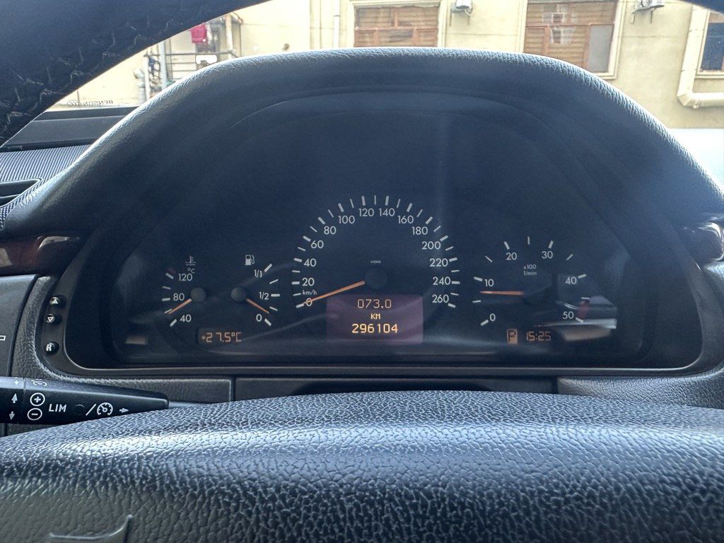 Mercedes E 220, 2.2 L, 2000 il, 297 000 km 99-XU-530 — Avtomobillər, Bakı (5)