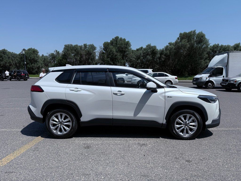 Toyota Corolla Cross, 2.0 L, 1.31 kWh, 2025 il, yeni 99-QY-941 — Avtomobillər, Bakı (4)