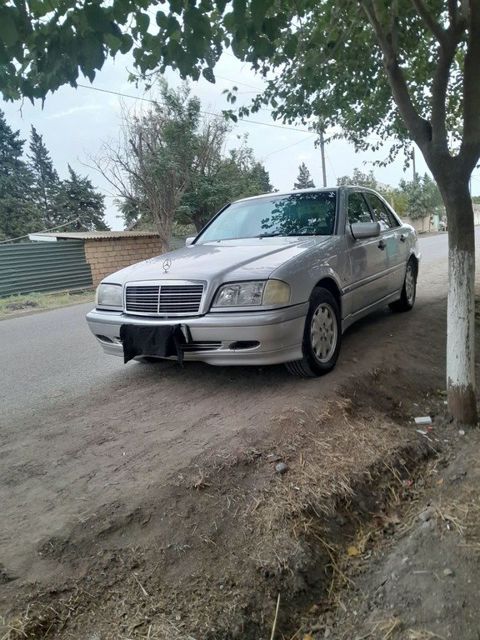 Mercedes C 200, 2.0 L, 1998 il, 434 000 km — Bakı