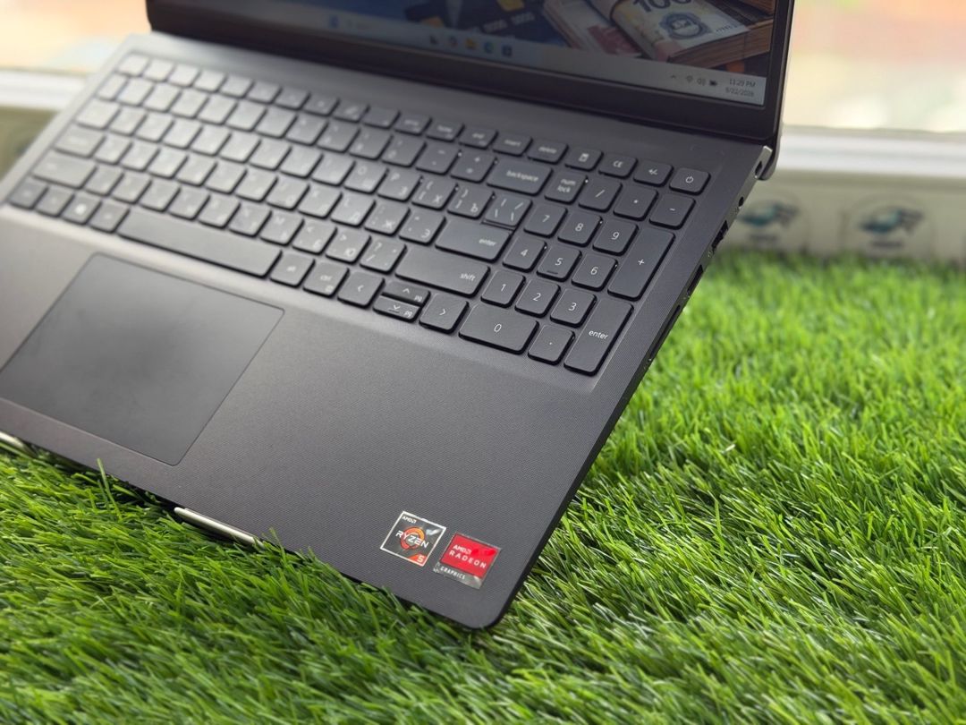 Dell Vostro — Noutbuklar, Bakı (3)