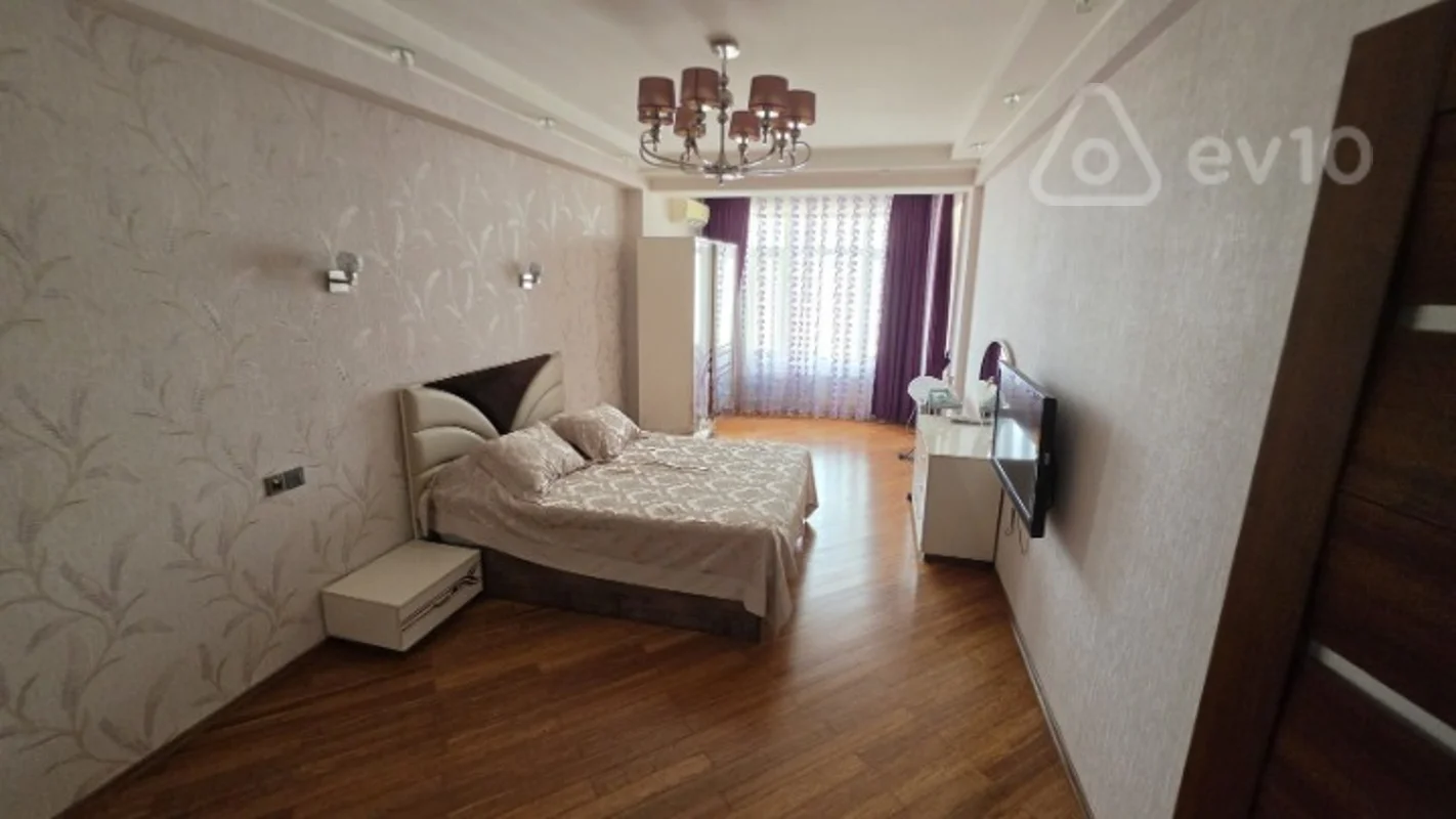 4 otaqlı mənzil, 175 m², Bülbül prospekti — kirayə — Mənzil, Bakı (5)