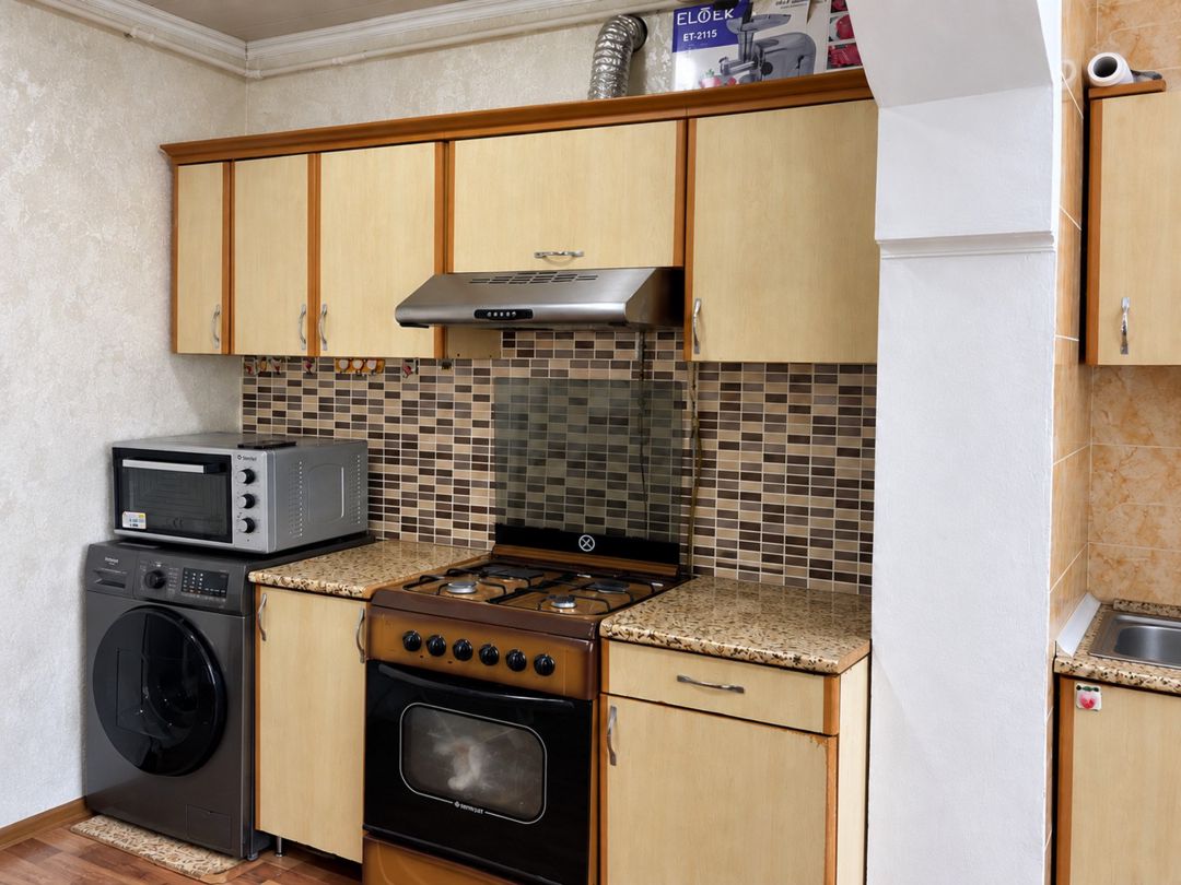 Satılır 2 otaqlı köhnə tikili 66 m² — Mənzil, Bakı (8)