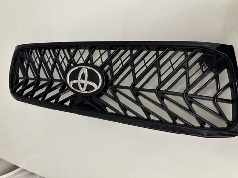 Toyota üçün ön radiator barmaqlığı 100 lük satışda — Mehdiabad
