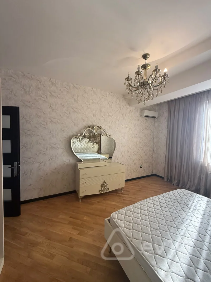 3 otaqlı mənzil, 1300 m², Əlicabbar Orucəliyev küçəsi — kirayə — Mənzil, Bakı (4)