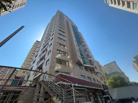 Satılır 3 otaqlı yeni tikili 140 m² — Bakı