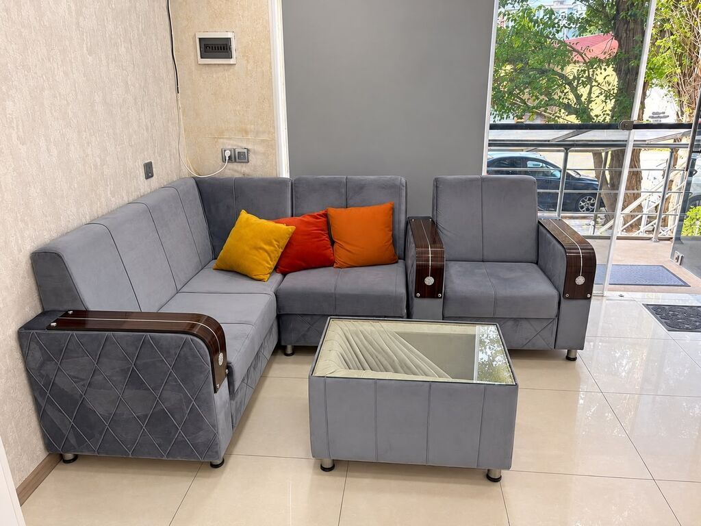 İşlənmiş, Künc divan, Divan, Bazasız, Açılmayan — Yumşaq mobilya dəstləri, Bakı