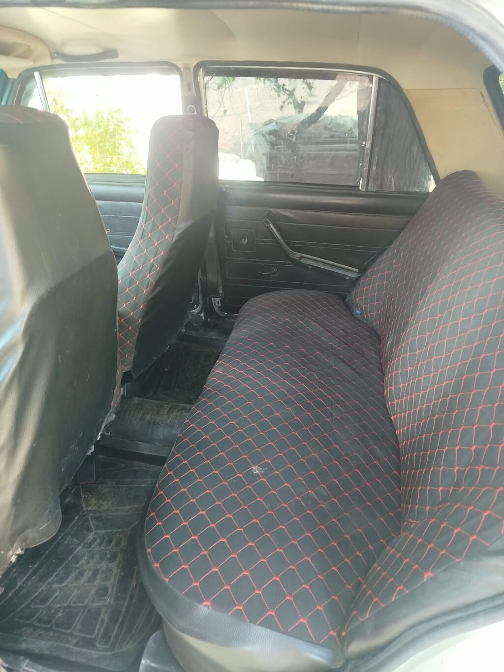 VAZ 2106 sedan – ağ rəng, 4 qapı, arxa ötürücülü klassik model 65-BD-644 — Avtomobillər, Yardımlı (6)