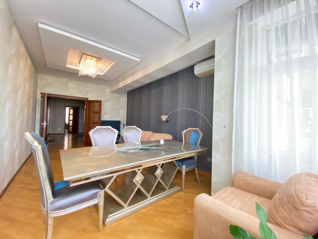 Satılır 3 otaqlı yeni tikili 125 m² — Mənzil, Bakı
