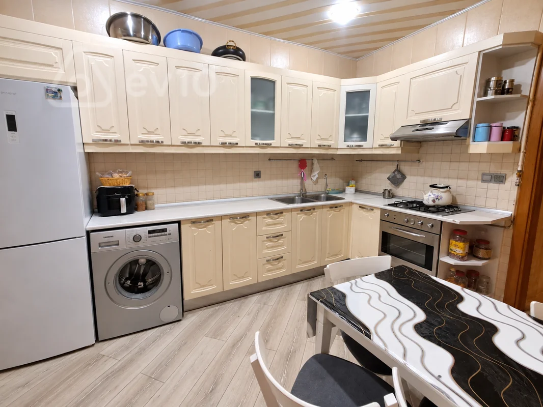 3 otaqlı mənzil, 110 m², Qara Qarayev pr — kirayə — Mənzil, Bakı (4)